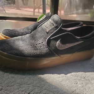 Stefan Janoski Nike slide sneakers